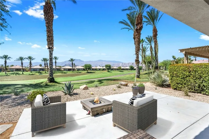 80541 Knightswood Road, Indio, California 92201