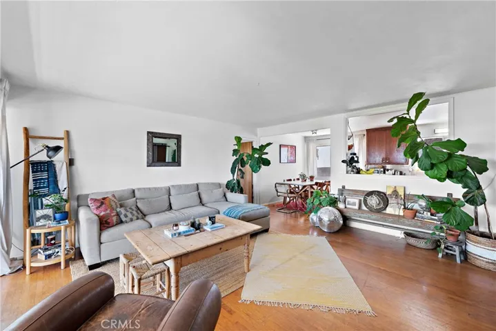 102 W Avenida Santiago, San Clemente, California 92672