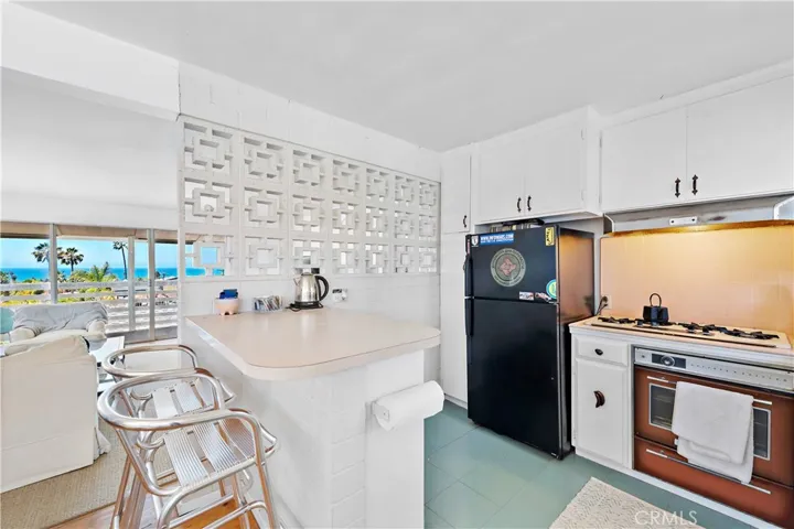 102 W Avenida Santiago, San Clemente, California 92672
