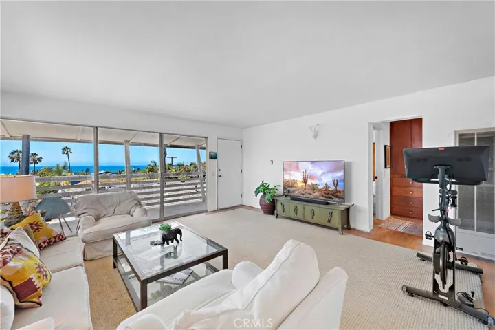 102 W Avenida Santiago, San Clemente, California 92672