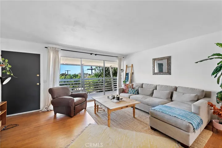 102 W Avenida Santiago, San Clemente, California 92672