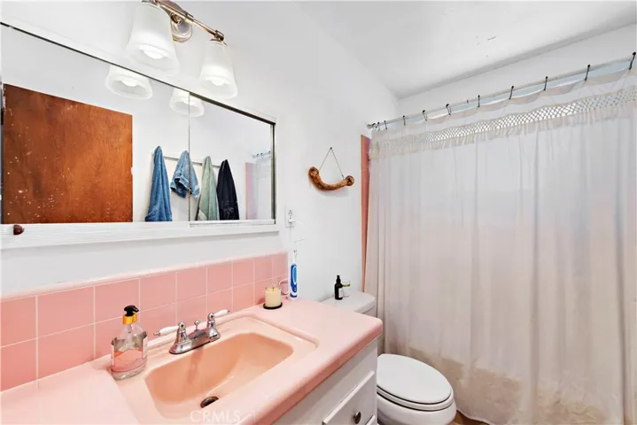 102 W Avenida Santiago, San Clemente, California 92672