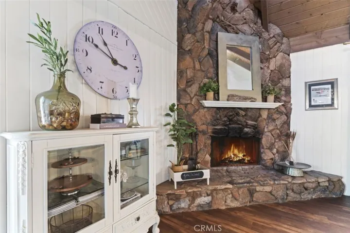 620 Pioneer Road, Lake Arrowhead, California 92352