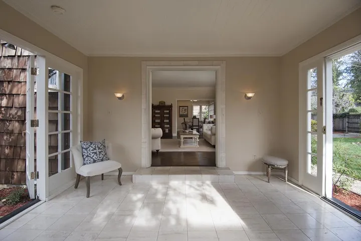 1218 W Selby Lane, Redwood City, California 94061