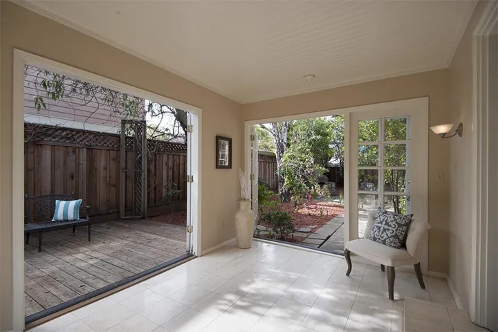 1218 W Selby Lane, Redwood City, California 94061