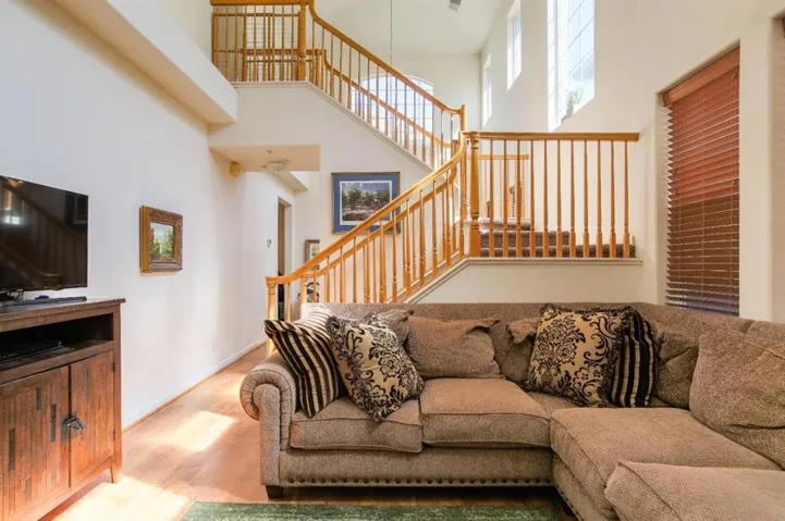 1827 Bradbury Street, Salinas, California 93906
