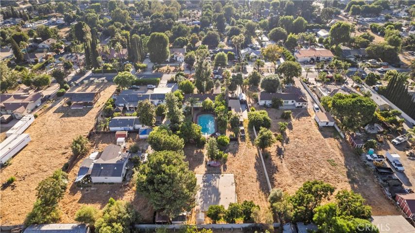 9612 Burnet Avenue, North Hills, California 91343
