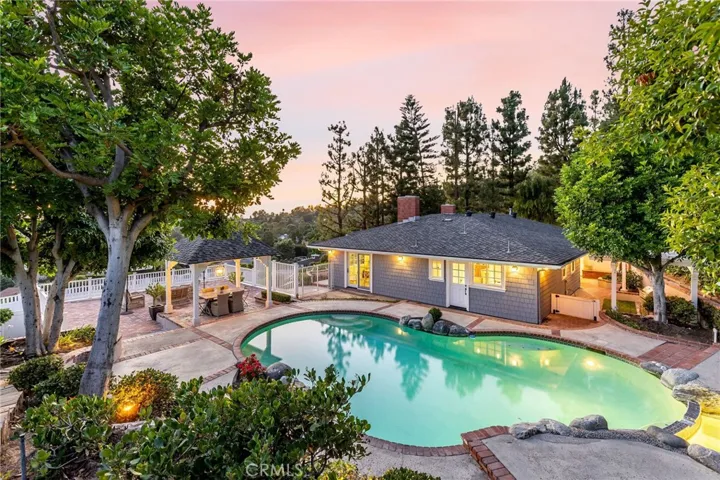 2181 Vista Privada, North Tustin, California 92705