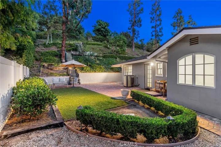 2181 Vista Privada, North Tustin, California 92705