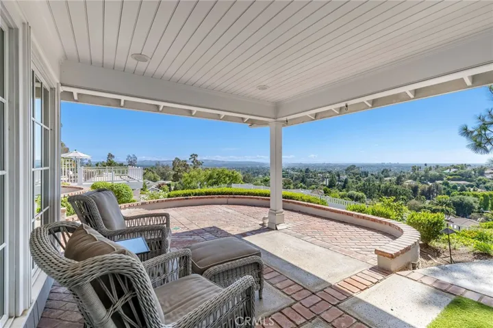 2181 Vista Privada, North Tustin, California 92705