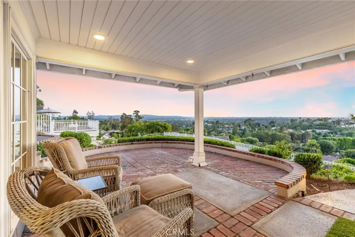 2181 Vista Privada, North Tustin, California 92705