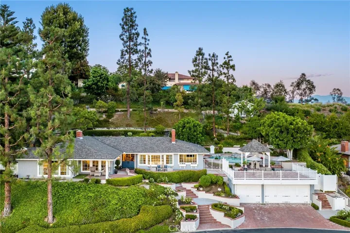 2181 Vista Privada, North Tustin, California 92705