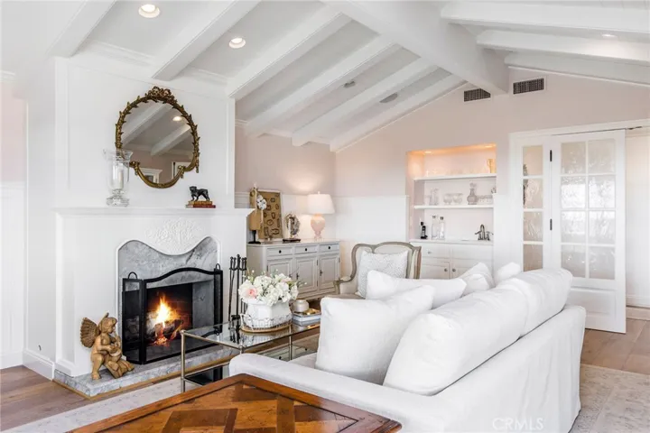 2181 Vista Privada, North Tustin, California 92705