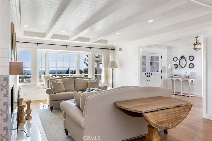 2181 Vista Privada, North Tustin, California 92705
