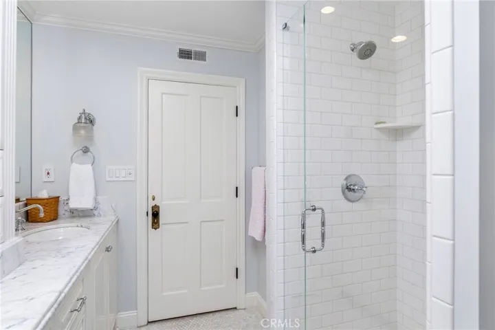 2181 Vista Privada, North Tustin, California 92705