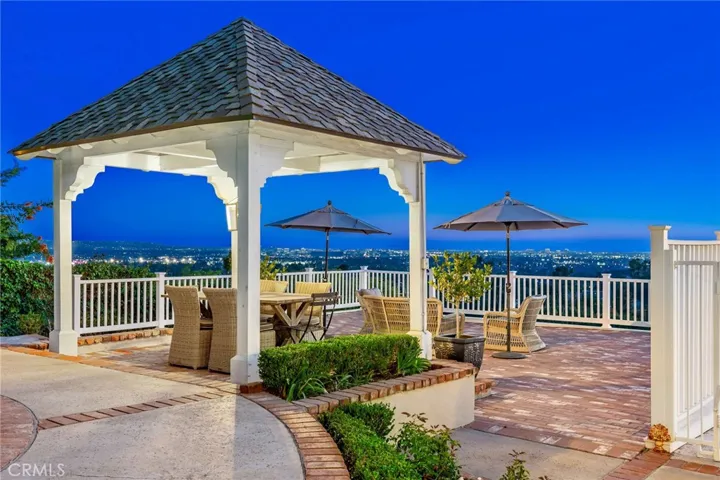 2181 Vista Privada, North Tustin, California 92705