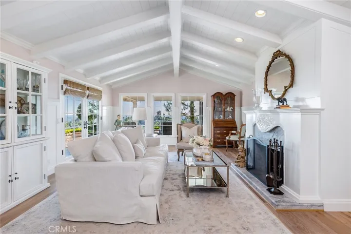 2181 Vista Privada, North Tustin, California 92705