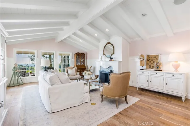 2181 Vista Privada, North Tustin, California 92705