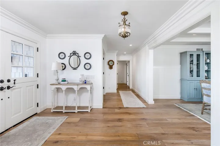 2181 Vista Privada, North Tustin, California 92705