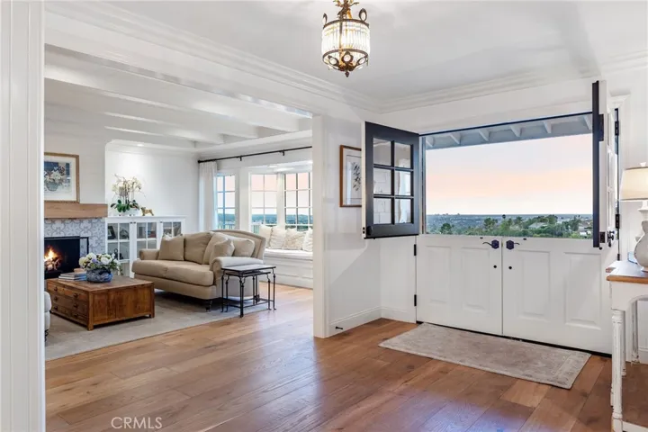 2181 Vista Privada, North Tustin, California 92705