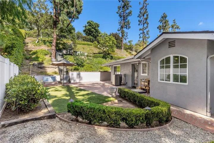 2181 Vista Privada, North Tustin, California 92705