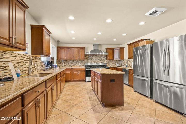 190 La Reina Newbury Park