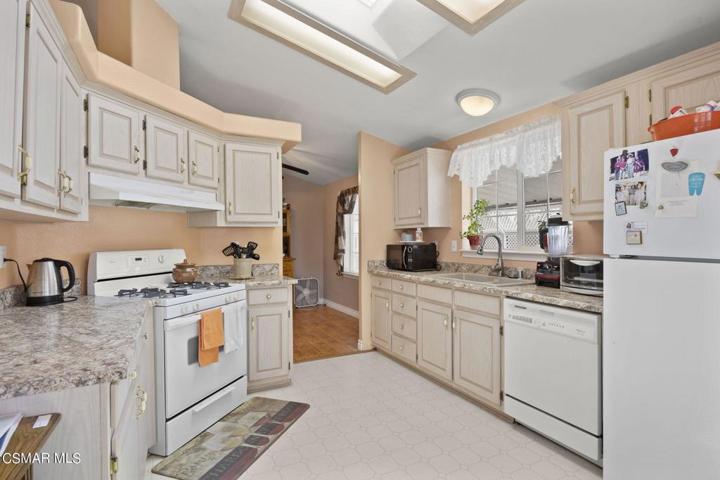 190 La Reina Newbury Park