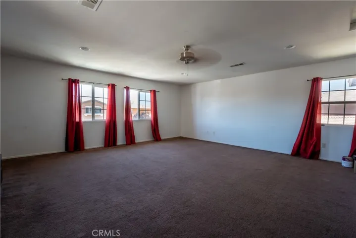 14324 Moon Valley Street, Victorville, California 92394