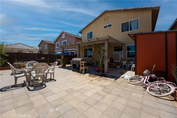 14324 Moon Valley Street, Victorville, California 92394