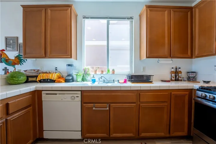 14324 Moon Valley Street, Victorville, California 92394