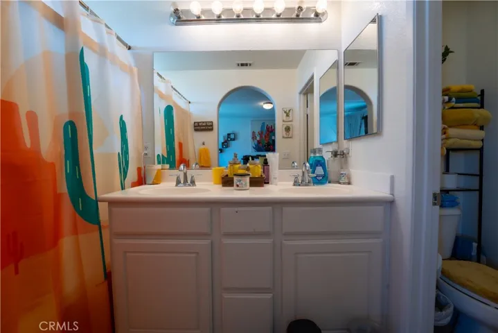 14324 Moon Valley Street, Victorville, California 92394