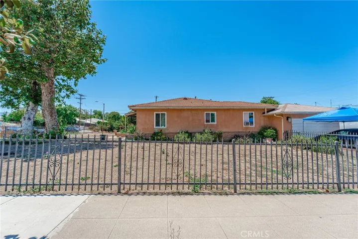 421 E 5th Street, Corona, California 92879