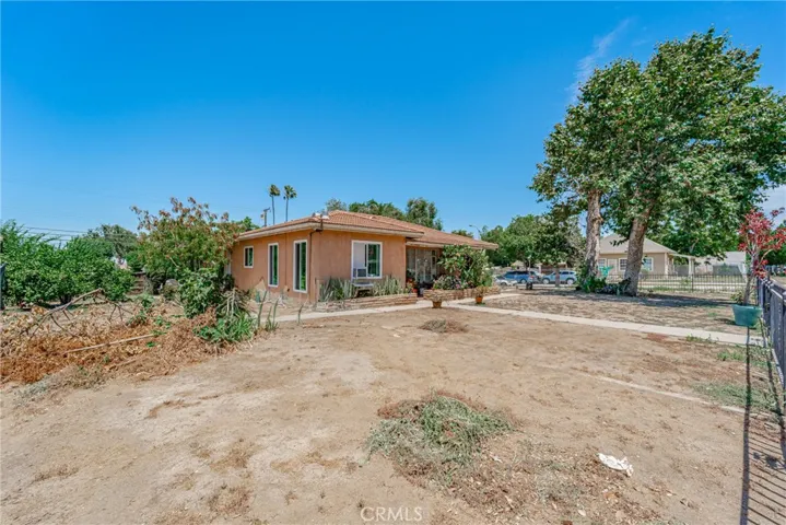 421 E 5th Street, Corona, California 92879