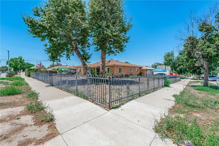 421 E 5th Street, Corona, California 92879