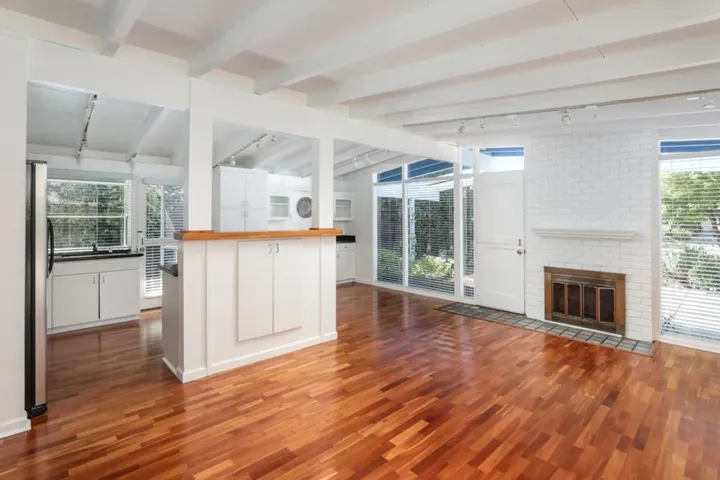 2416 Laura Lane, Mountain View, California 94043