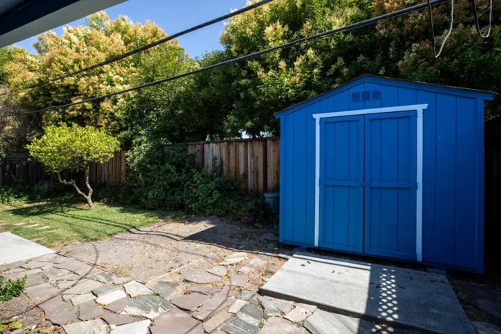 2416 Laura Lane, Mountain View, California 94043