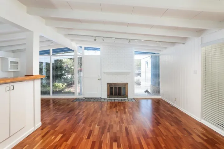 2416 Laura Lane, Mountain View, California 94043