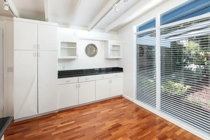 2416 Laura Lane, Mountain View, California 94043