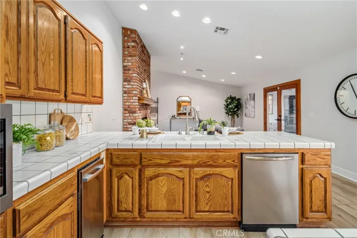 2227 Clanfield Street, Acton, California 93510