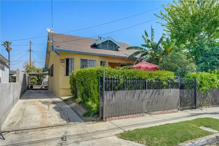 1569 E 46th Street, Los Angeles, California 90011