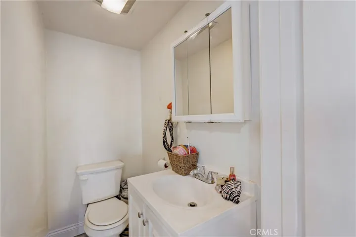 1569 E 46th Street, Los Angeles, California 90011