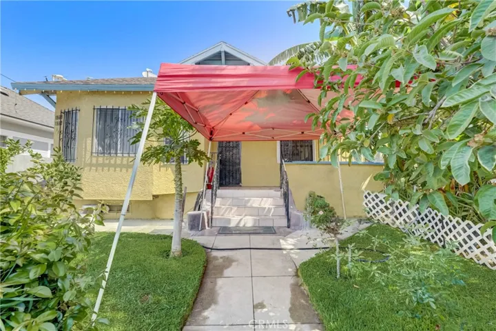 1569 E 46th Street, Los Angeles, California 90011