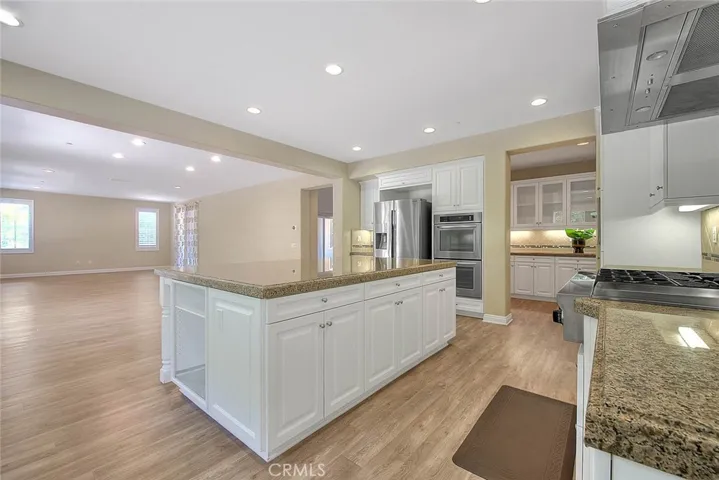 1049 Newhall, Brea, California 92821