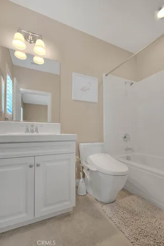 1049 Newhall, Brea, California 92821