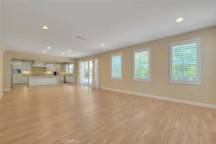 1049 Newhall, Brea, California 92821