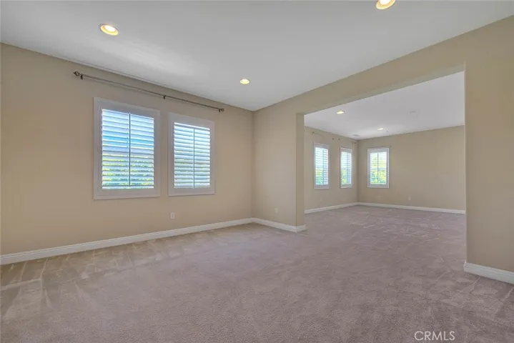1049 Newhall, Brea, California 92821