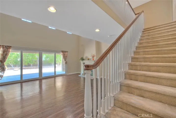 1049 Newhall, Brea, California 92821