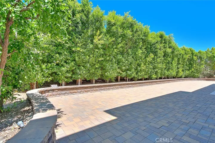 1049 Newhall, Brea, California 92821