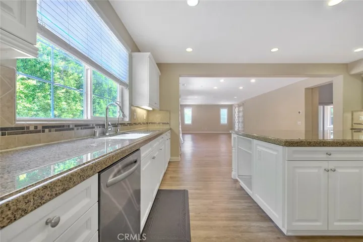 1049 Newhall, Brea, California 92821