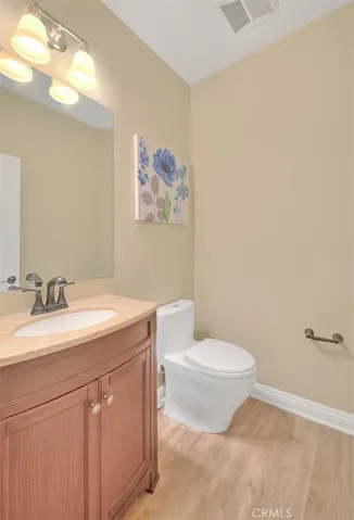 1049 Newhall, Brea, California 92821